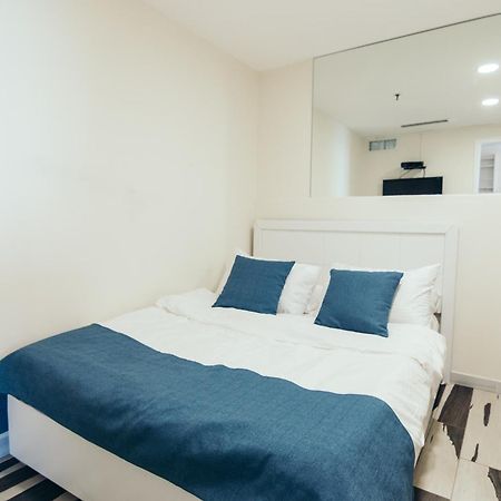 Almog Beach Apt Hotel מלון דירות אלמוג ביץ' Haifa Kültér fotó