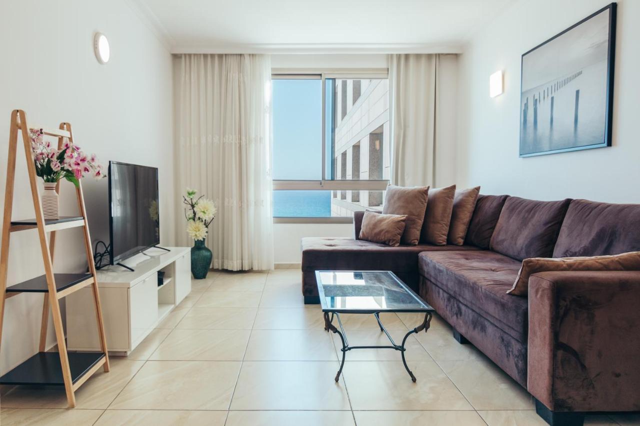 Almog Beach Apt Hotel מלון דירות אלמוג ביץ' Haifa Kültér fotó