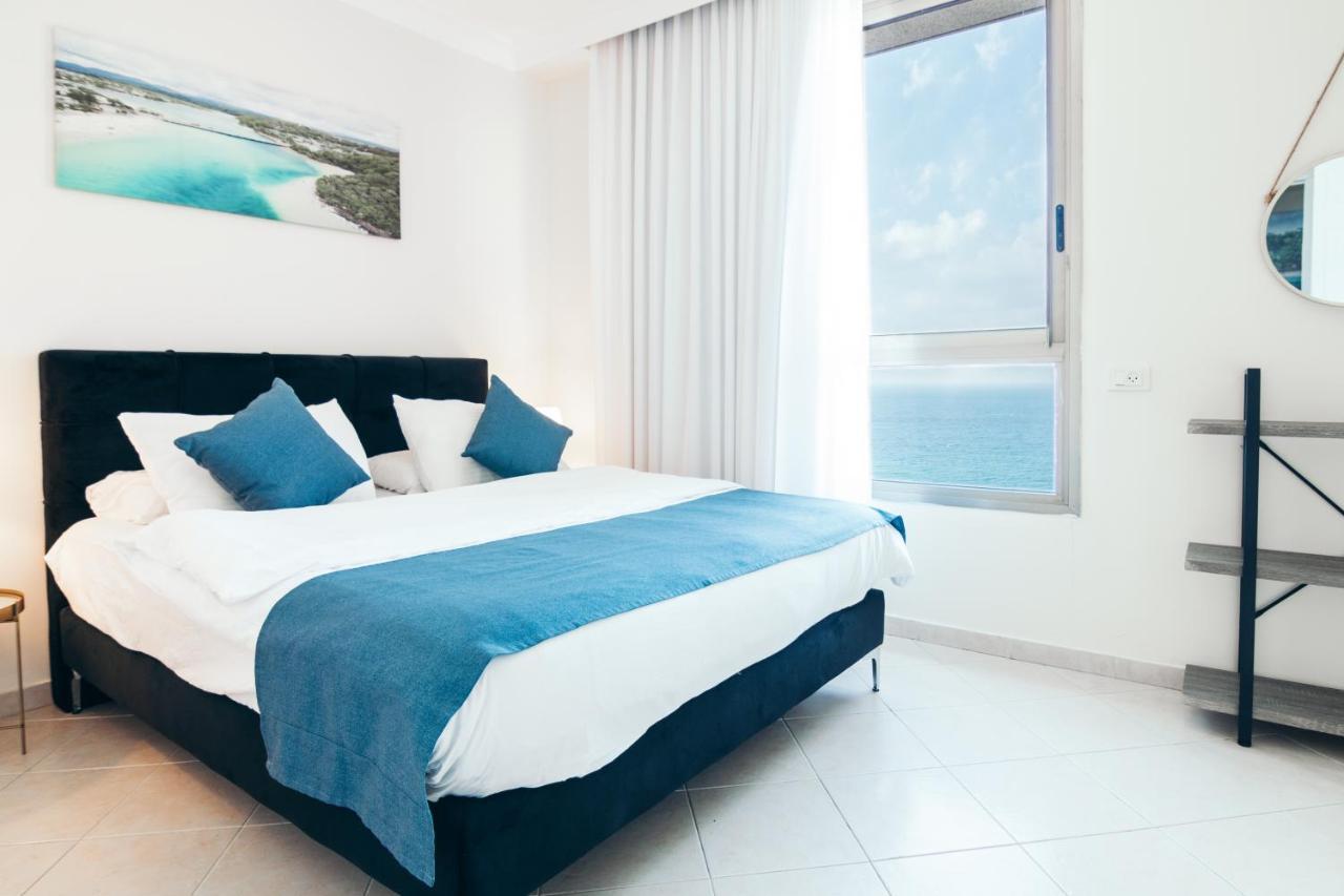 Almog Beach Apt Hotel מלון דירות אלמוג ביץ' Haifa Kültér fotó