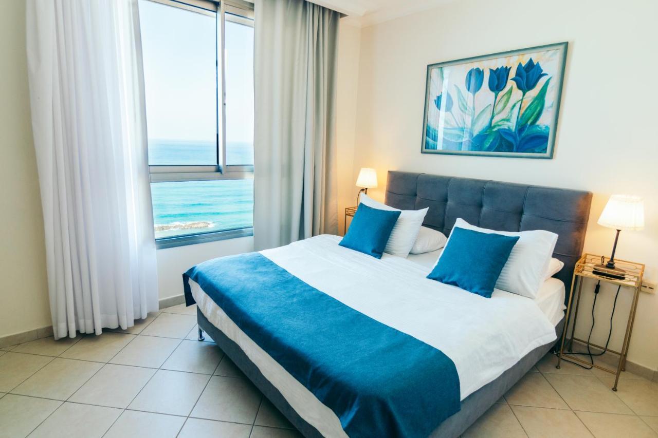 Almog Beach Apt Hotel מלון דירות אלמוג ביץ' Haifa Kültér fotó