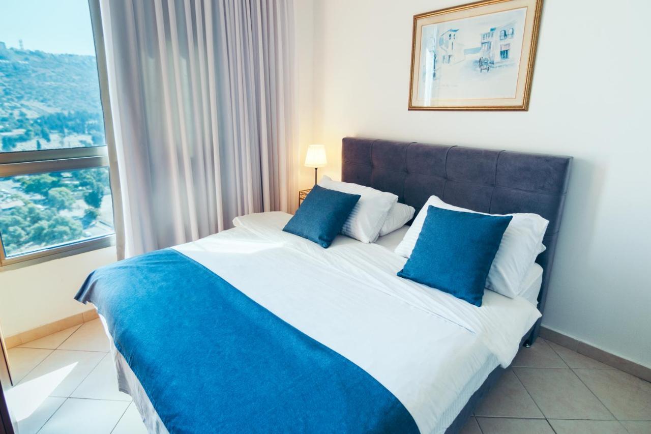 Almog Beach Apt Hotel מלון דירות אלמוג ביץ' Haifa Kültér fotó